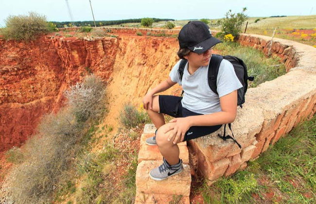 Hiking to the Bauxite Mines of Apulia - Photo 3