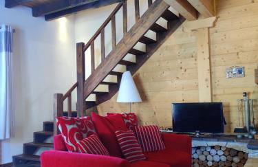 Spacious Ski Chalet In Traditional French Village, sleeps 8, Four Star with fibre broadband - Photo 41