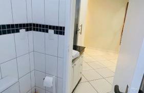 Ape com Horta, Cama Casal Queen, SmartTV, Ar, WiFi e Vaga na garagem - Foto 49