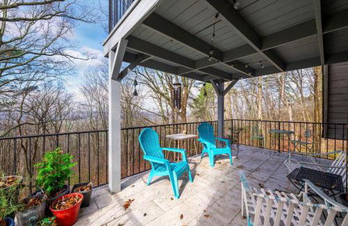 A-Frame with VIEWS - Walk to Downtown and Park - Pets OK - Foto 17