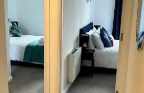 Elegant Modern 2-Bed Apartment steps from Belfast City Centre - Foto 30