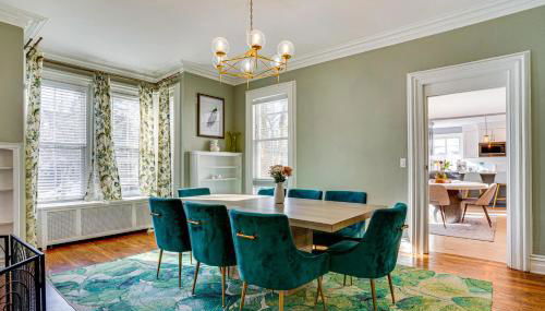 Explore Orange and NYC! Luxury Family Home with Deck - Foto 2