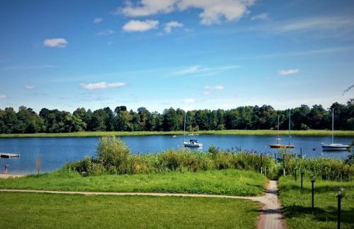 Apartment Gemütliche Ferienwohnung im Grünen am See by Interhome - Foto 13