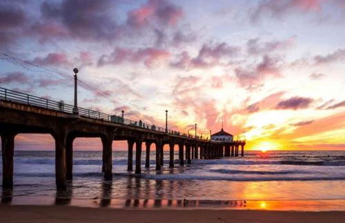 Steps to Sand Cozy 3BR Partial Ocean Views - Foto 28