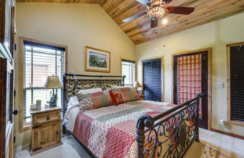 Flag Hole Riverfront Cabin Near Local Attractions! - Foto 15