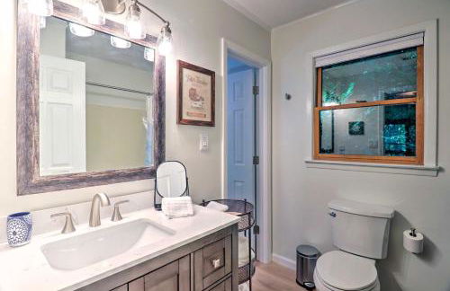 Game Room and Fire Pit Weaverville Family Home! - Foto 17