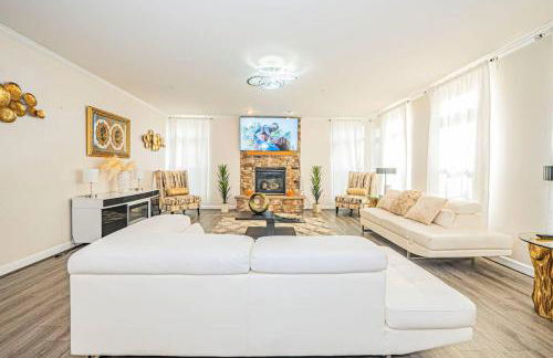 Spacious 7BR Retreat W/Gym Near DC-Family Friendly - Foto 5