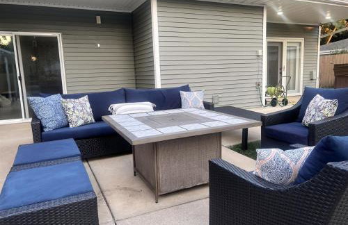 Central location Hot Tub Heated Pool Digital Game Table - Foto 41