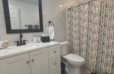 Charming 3BR Family Retreat Near Tarpon Springs - Foto 16