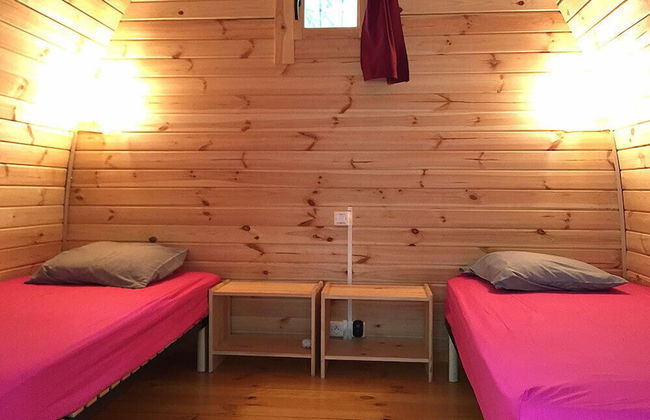 Les Cabanes des Chateaux - Foto 3