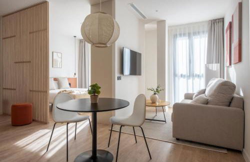 Líbere Seville Plaza Nueva - Photo 11