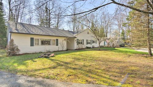 Riverfront Cabin in Alger with Patio and WiFi! - Foto 5