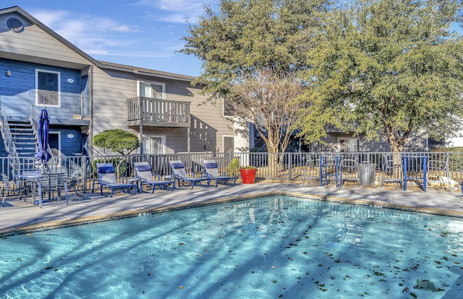 Lovely Midland Getaway With Fitness Center - Foto 26