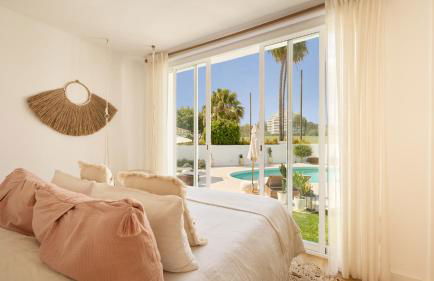 VACATION MARBELLA I Villa Moss, Golf-front, Swimming-pool, Minutes from the Marina and the Beach - Photo 34