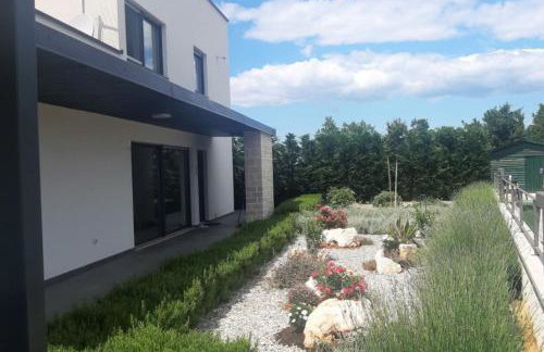 Villa Zara near Poreč for 8 persons with private pool - Foto 8