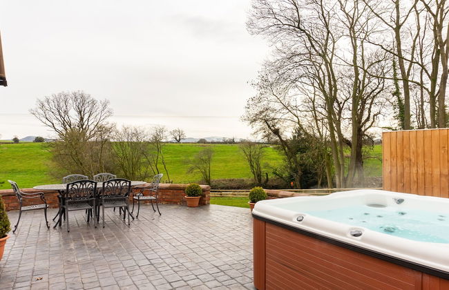 The Patches - Photo 53