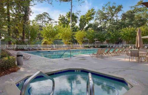 Cute 2 bedroom, 2 bath Condo at Folly Field Beach - Foto 34