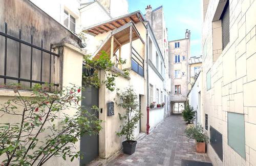 Montmartre vue sur les toits de Paris et la Tour Eiffel - Foto 3