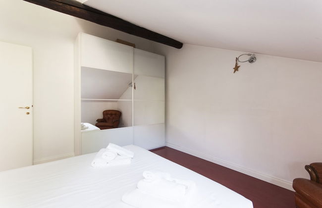 Intimate Attic Flat near Politecnico University - Foto 3