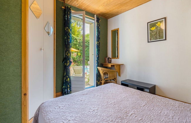 Serene Holiday Home in Les Salelles With Swimming Pool - Foto 12