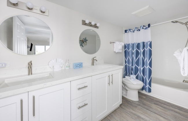 Pelicans Roost 304 2 Bedroom Condo by RedAwning - Photo 12