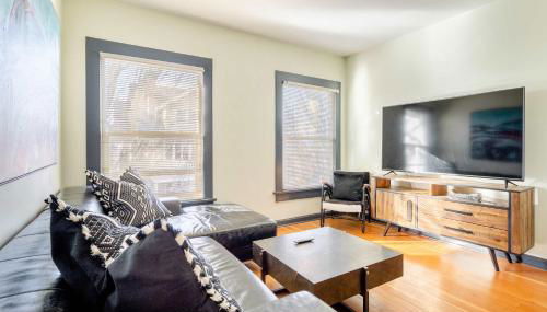 Stay Portland - Portland Classic - Walk to Local Coffee & Food - Photo 5