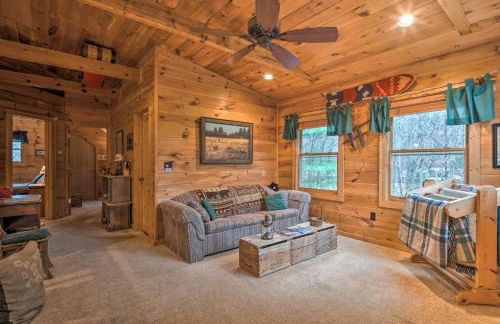 Lake Lure Log Cabin with Grill, Near Hiking! - Foto 18