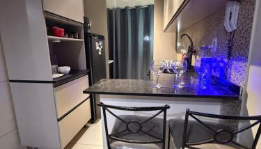 Apartamento moderno e aconchegante com ótima localização - Foto 3