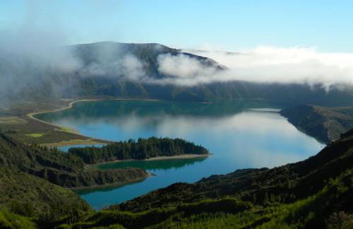 Azorean Sunset Loft - Photo 18