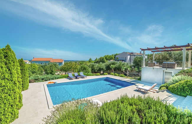 Spacious Detached Villa with Pool near Pula with sea View - Foto 11