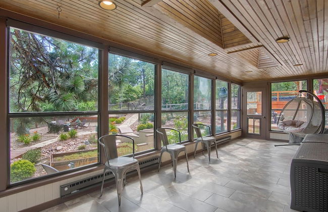 5BR Poe Manor Entertain,hot Tub+has Everything! - Foto 47