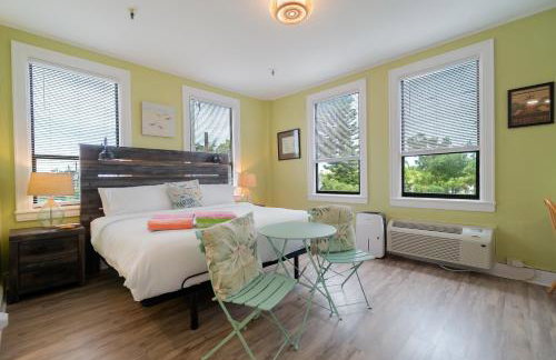 Palm Beach Island Condominiums - Photo 14