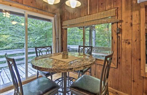 Secluded Stanardsville Cabin with 10 Acres and Hot Tub - Foto 7
