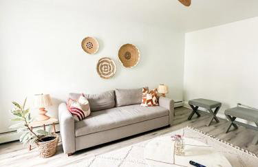 Modern Escape in Phoenixville, 4 Guests, Parking - Foto 11