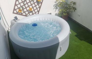 CHALET CON JACUZZI CLIMATIZADO, BARBACOA Y CERCA DE LA PLAYA - Foto 35