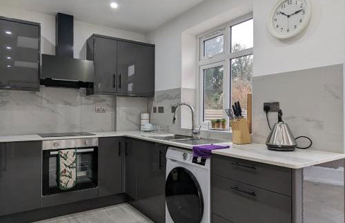 5 Ensuite Bedroom House Near Centre Free Parking - Foto 16