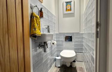 Sea Walk Cottage, Milford On Sea - Photo 12