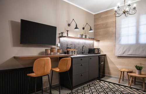 Ermis Suites by GM Luxury Suites Kalavryta - Photo 4