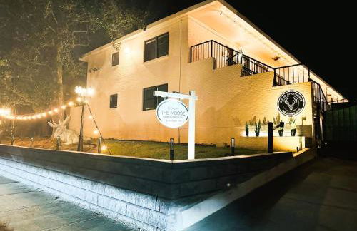 The Moose #4 - Elvis Presley King Suite with Free Parking and WIFI - Foto 30