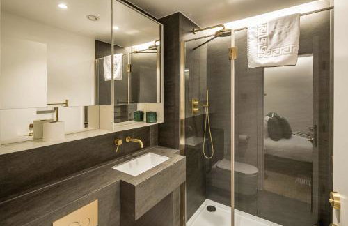 Modern 3-Bedroom Apartment near Kings Cross & Coal Drops - Photo 57