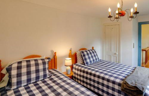 Historic New Lebanon Hideaway on 33 Private Acres! - Foto 34