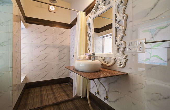 Ashapura Niwas by Vista Rooms - Foto 14