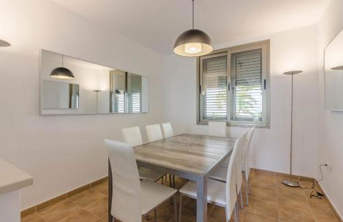 Villa Isabella, Luxury Villa with Heated Pool Ocean View in Adeje, Tenerife - Foto 49