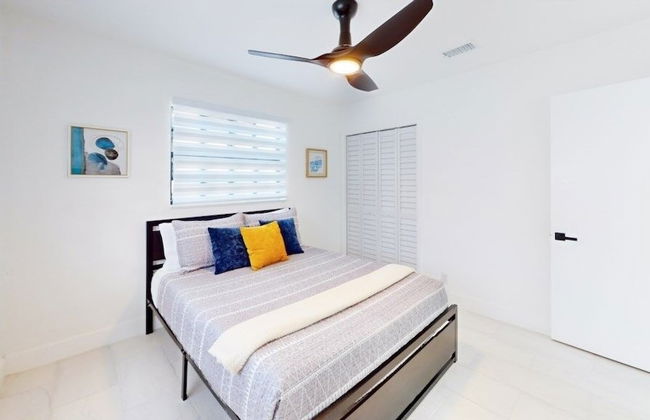 Casa Lucia 5br Home W/ Pool Near Hard Rock Casino 5 Bedroom Home - Photo 4