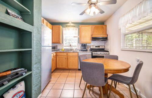 Notre Dame Get Away 4-Bdm 2-mile from Campus BBQ - Foto 18