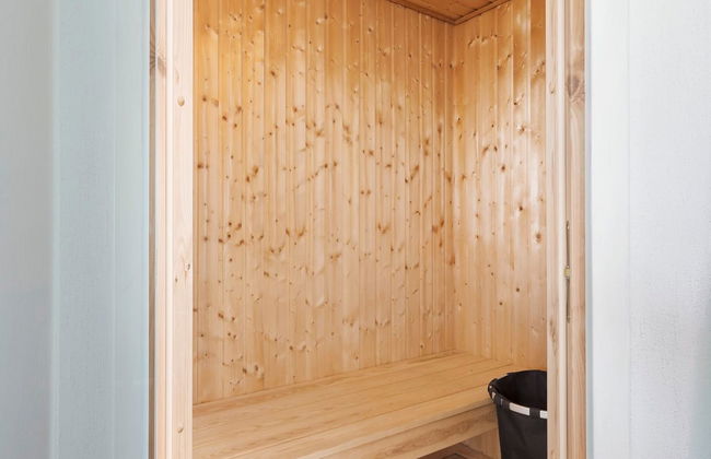 "Paul" - 100m from the sea - Photo 20