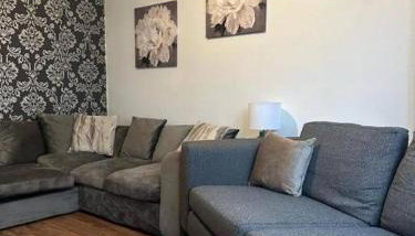 Spacious 4Bedroom House in Warrington - Sleeps 8 - Foto 5