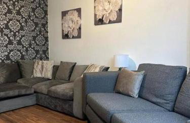 Spacious 4Bedroom House in Warrington - Sleeps 8 - Foto 5