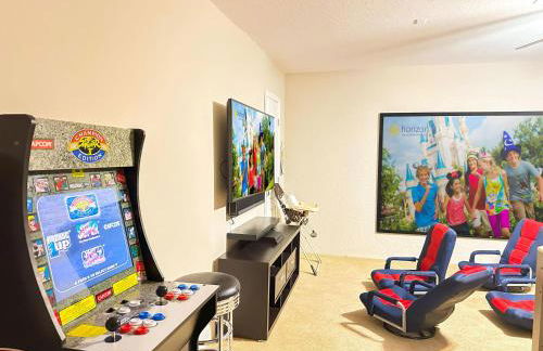 RR7510 – 6BR Villa w/ Game - Foto 28