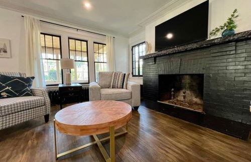 Historic Bulldog Bungalow - Foto 47